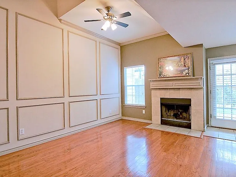 12649 Bay Ave — Photo 4