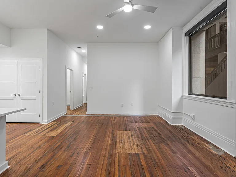 Mutual on Main Apartments — Photo 94