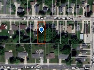 133 W Wisconsin Ave, Cedar Grove, WI 53013