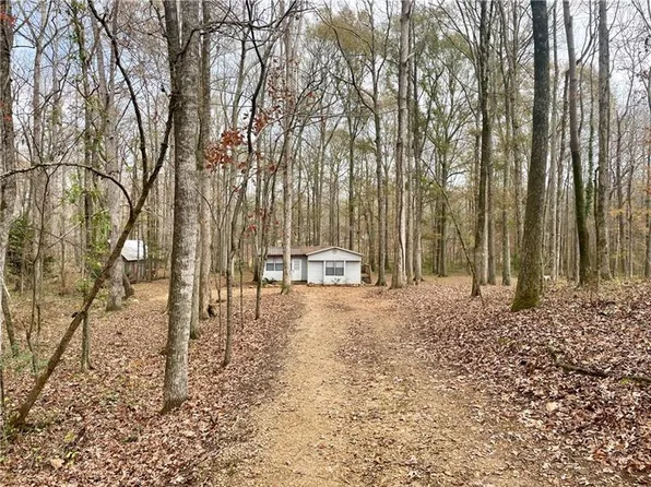 1308 Lee Road 424, Salem, AL 36874