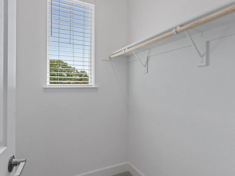 548 Aliki Dr — Photo 15