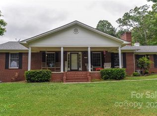 1301 Alexander Rd, Leicester, NC 28748