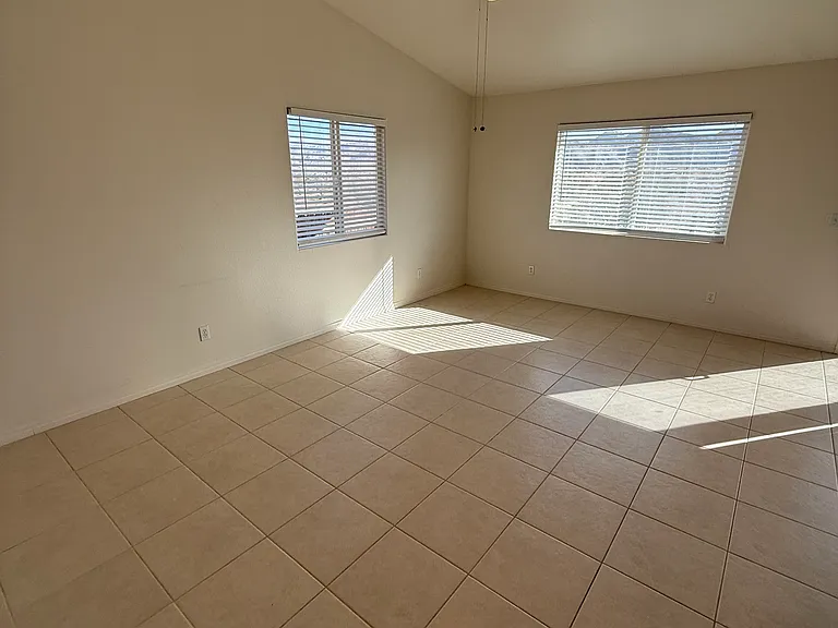 62221 Crestview Dr — Photo 13