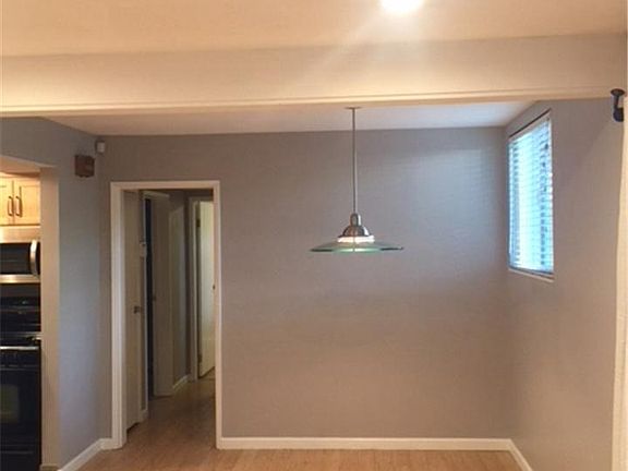 4th image of 1160 S Foothill Dr APT 215