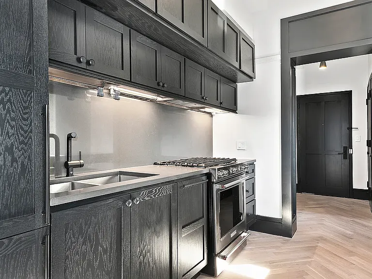115 Kingston Ave #3L — Photo 6