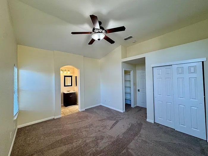 9101 Redwater Dr — Photo 25