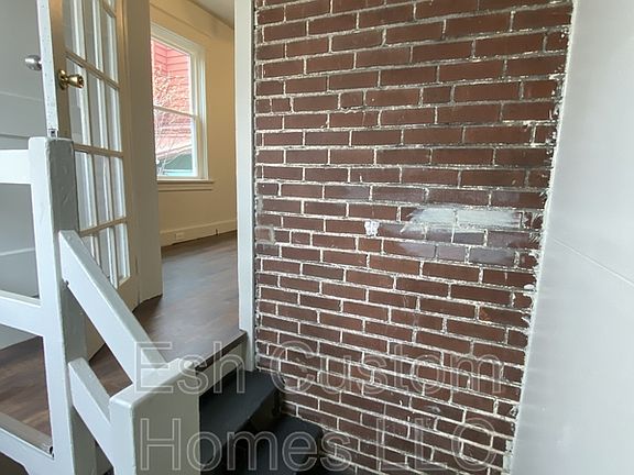 3rd image of 508 S Prince St Rear 3-1