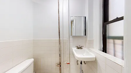 Rented by Bond New York