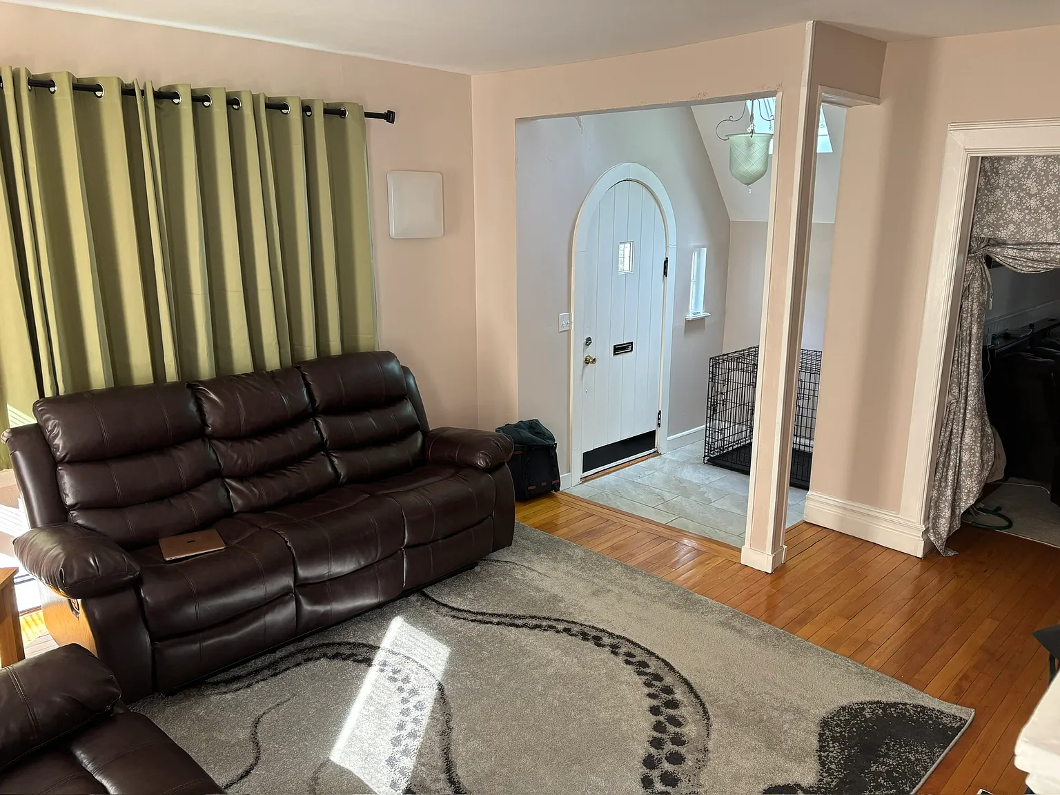 4 bed, 1660 sqft, $3,000 — Photo 3