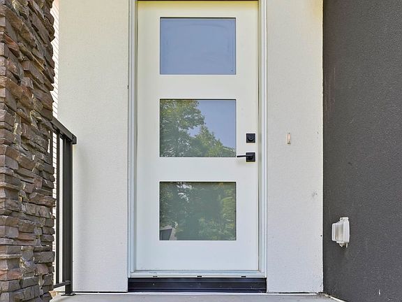 2nd image of 11036 128th St NW