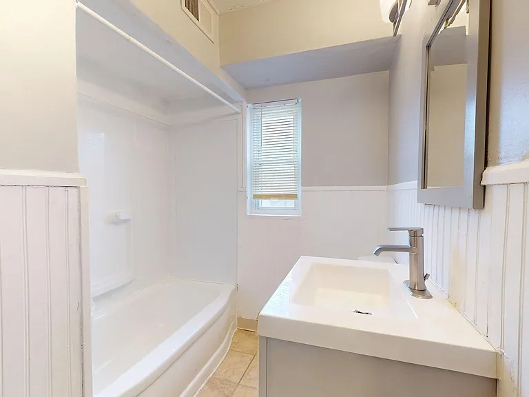 18923 Hilliard Blvd — Photo 30