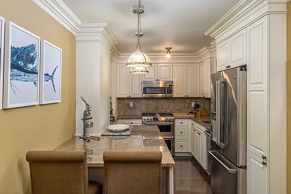 Sold by Compass | media 5