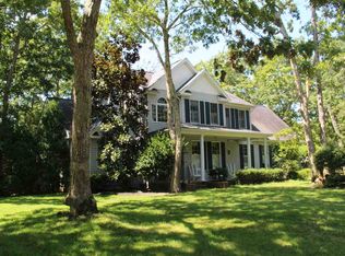 105 Ravenwood Dr, Dennis, NJ 08210