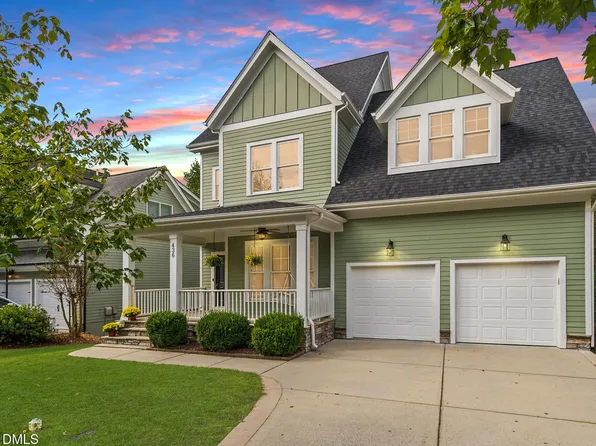 436 Edgepine Dr, Holly Springs, NC 27540