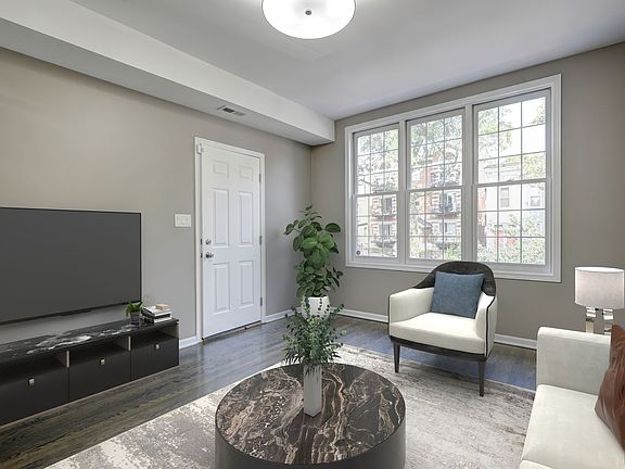 4th image of 1443 N Campbell Ave #1