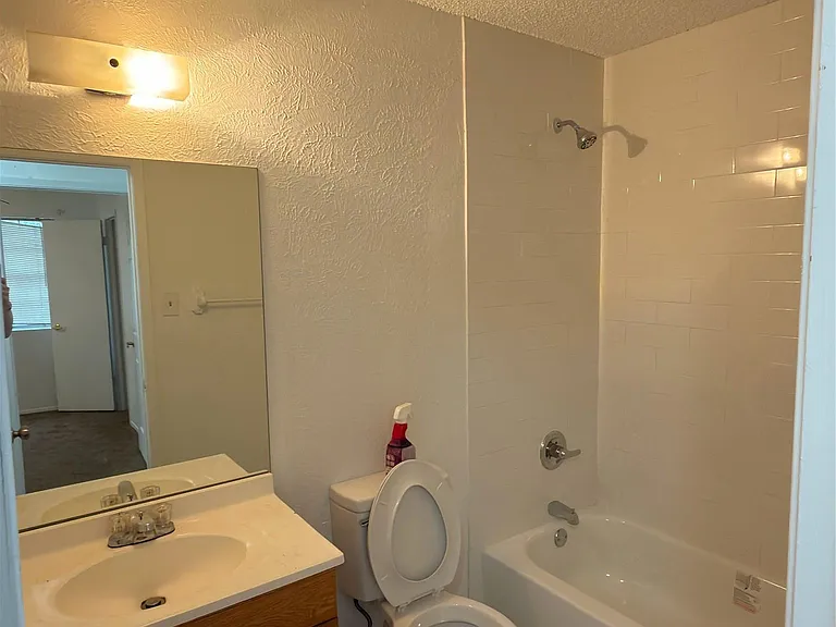 5601 Porsche Ln — Photo 27