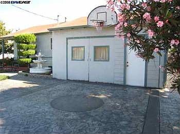 2nd image of 26832 Gading Rd