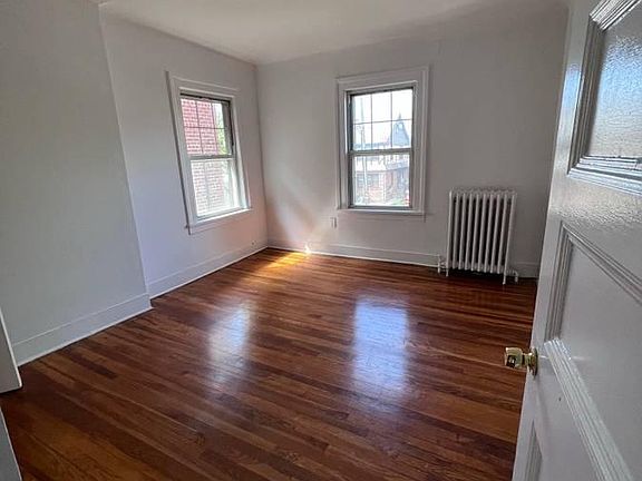 4th image of 4013 209th St #2