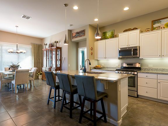 4th image of 61645 E Oakwood Dr