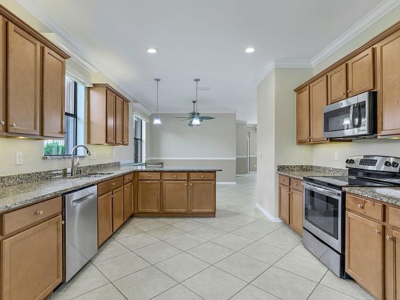 3rd image of 3678 Treasure Cove Cir