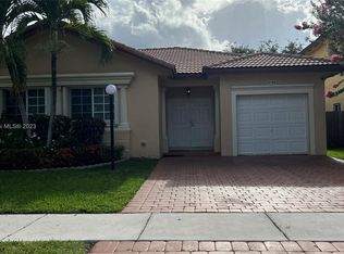 2720 NE 41st Pl, Homestead, FL 33033