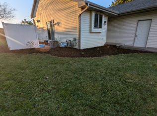 N9647 Emerald Ln, Appleton, WI 54915