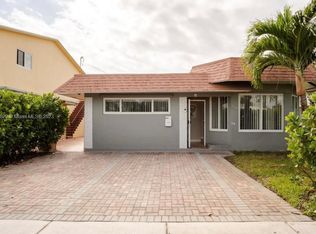 716 NE 7th St, Hallandale, FL 33009