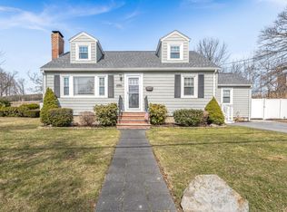 205 Highland Ave, Watertown, MA 02472