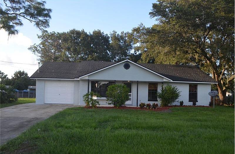 1st image of 4765 Robin Dr