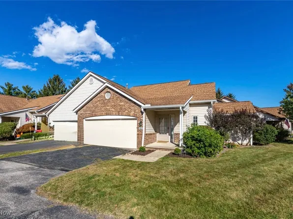 5677 Gateway Ln, Brookpark, OH 44142