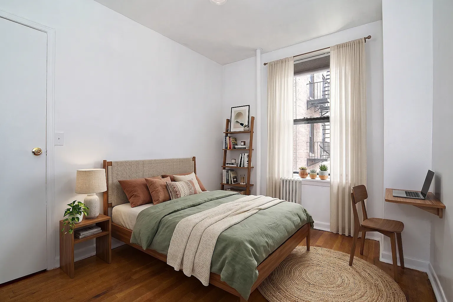 205 Allen Street — Photo 4