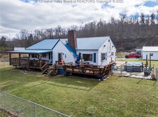13284 Us Route 60, Milton, WV 25541