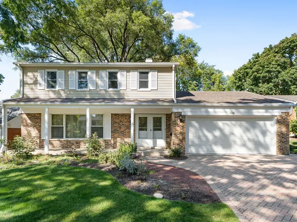 408 W Hawthorne Ct, Lake Bluff, IL 60044