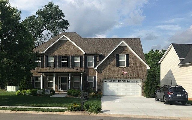 1st image of 628 Winding Bluff Way