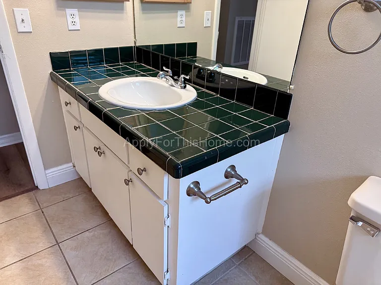 1254 Tuxford Dr — Photo 15