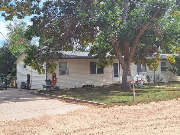 302 Hankins Ln, Loveland, CO 80537