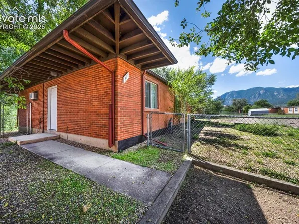 369 S Greensboro St, Colorado Springs, CO 80906