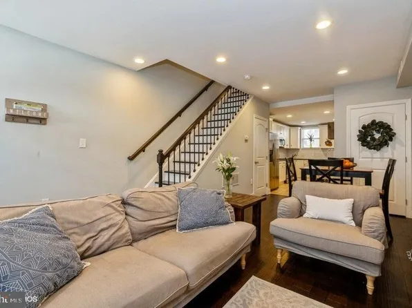 2416 S Mildred St, Philadelphia, PA 19148
