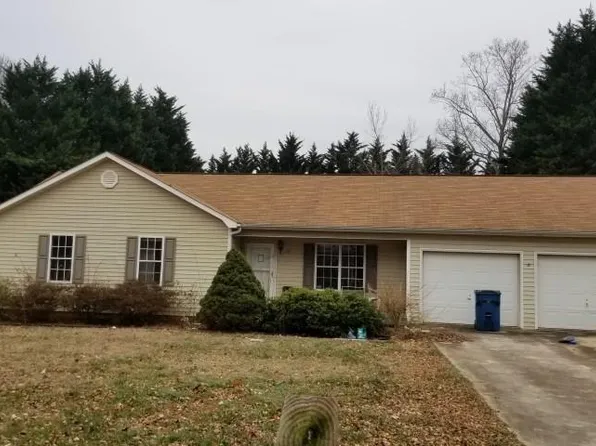37 Laurel St, Granite Falls, NC 28630