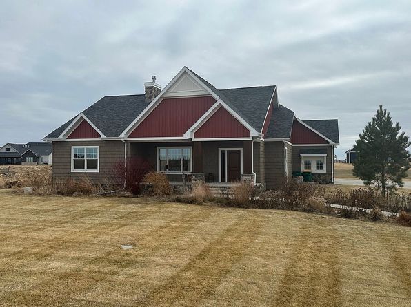 3537 Bogey Dr, Bismarck, ND 58503