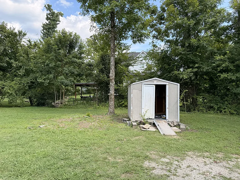 1908 Jenkins Rd — Photo 21