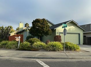 901 Milsom Pl, Windsor, CA 95492
