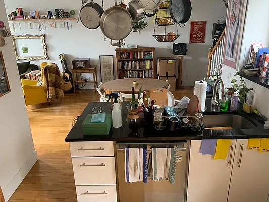 Rented by Modern Spaces | media 2