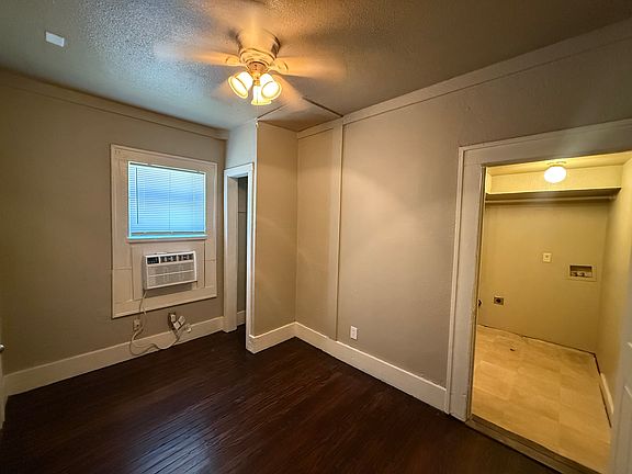 5th image of 521 S 40th Ave W #A