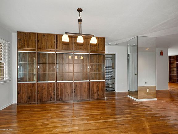 3rd image of 1521 Laurel Brook Dr #501