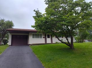 231 Manor Dr, Franklin, PA 16323