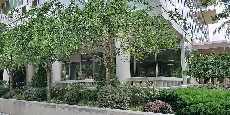 Sold by ARC Marketing LLC | media 12