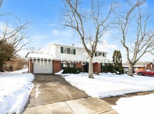 6420 Larcomb Dr, Huber Heights, OH 45424