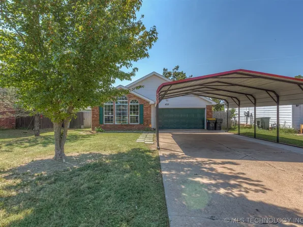 420 E Dogwood St, Coweta, OK 74429
