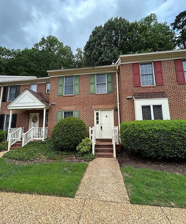 1st image of 27 Priorslee Ln